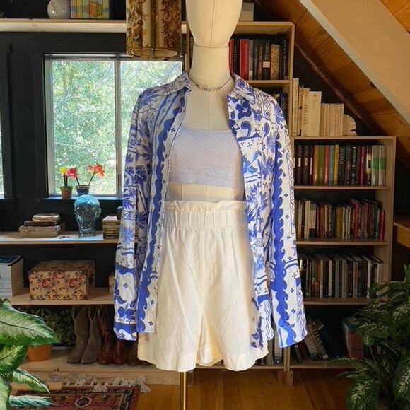 Vero Moda Pants - White Linen Shorts